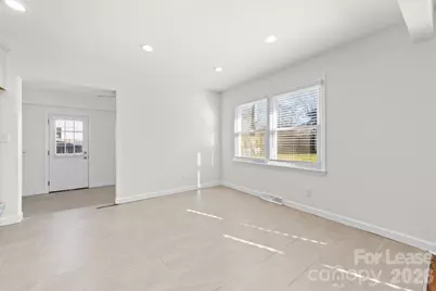 4005 Abbeydale Drive, Charlotte, NC 28205 - Photo 4