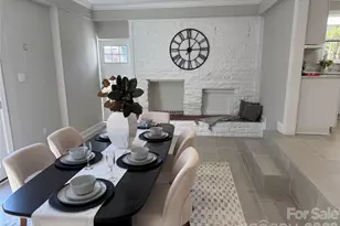 3900 Foxford Pl, Charlotte, NC 28215 - Photo 4