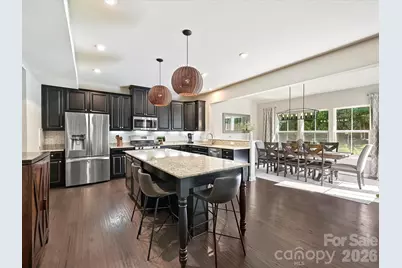 10440 Paper Birch Drive, Charlotte, NC 28215 - Photo 8