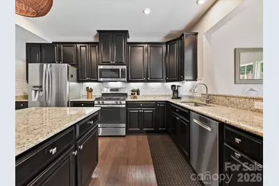 10440 Paper Birch Drive, Charlotte, NC 28215 - Photo 12