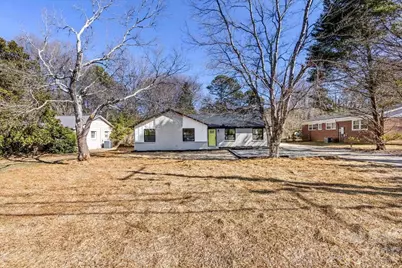 741 E John Street, Matthews, NC 28105 - Photo 2