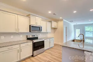 124 Sugg Trl, Weaverville, NC 28787 - Photo 8