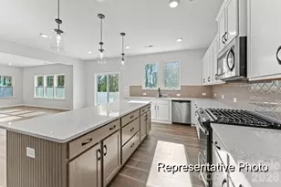 1846 Hunter Oaks Ln, Lincolnton, NC 28092 - Photo 2