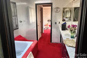 219 Rockinghorse Trl, Burnsville, NC 28714 - Photo 18