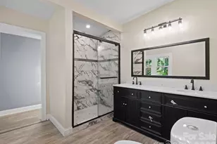 613 S Mulberry St, Statesville, NC 28677 - Photo 22