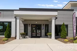 2546 Perimeter Pointe Pkwy, Charlotte, NC 28217 - Photo 4