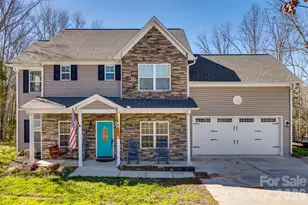 2375 Ellison Cir, Lancaster, SC 29720 - Photo 2