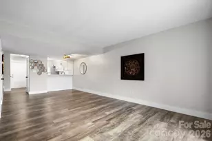 2705 N Center St, Hickory, NC 28601 - Photo 6