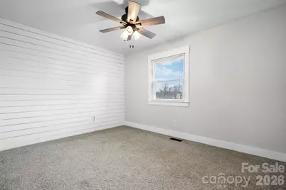 2705 N Center Street #60, Hickory, NC 28601 - Photo 16