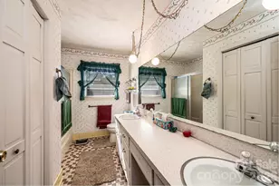 2347 Plainfield Dr, Conover, NC 28613 - Photo 46