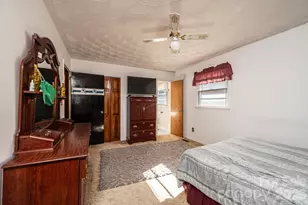 2347 Plainfield Dr, Conover, NC 28613 - Photo 44