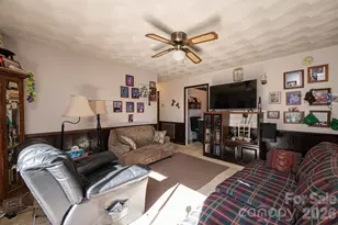 2347 Plainfield Dr, Conover, NC 28613 - Photo 22