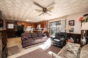 2347 Plainfield Dr, Conover, NC 28613 - Photo 40