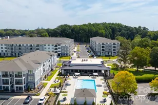 2546 Perimeter Pointe Pkwy, Charlotte, NC 28217 - Photo 2