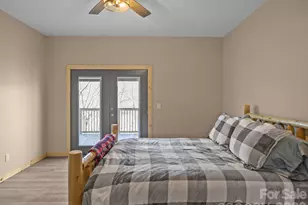 225 Aurora Ln, Tryon, NC 28782 - Photo 16