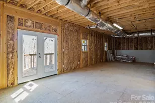 225 Aurora Ln, Tryon, NC 28782 - Photo 30