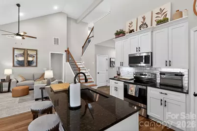 401 Grand Harbor Boulevard, Ninety Six, SC 29666 - Photo 10