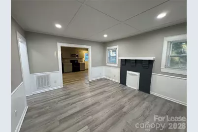 408 E 3rd Avenue, Gastonia, NC 28054 - Photo 2