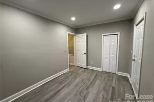 408 E 3rd Ave, Gastonia, NC 28054 - Photo 14