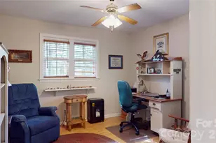 979 Greenville Hwy, Brevard, NC 28712 - Photo 22