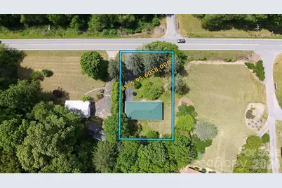 979 Greenville Highway, Brevard, NC 28712 - Photo 30