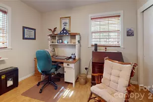 979 Greenville Hwy, Brevard, NC 28712 - Photo 22