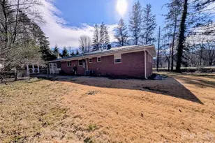 979 Greenville Hwy, Brevard, NC 28712 - Photo 24