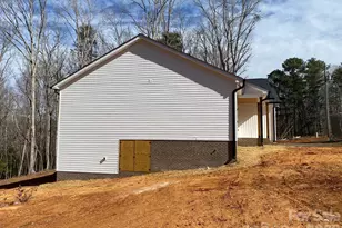 128 Hedgeline Dr, Troy, NC 27371 - Photo 8