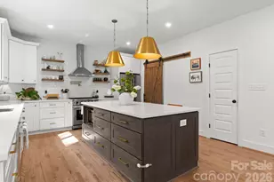 2721 Bancroft St, Charlotte, NC 28206 - Photo 8