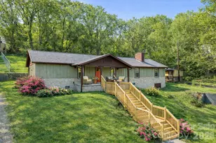 62 Mitchell St, Canton, NC 28716 - Photo 1