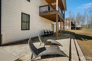 127 Walt Dr, Hendersonville, NC 28792 - Photo 34