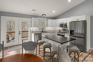 127 Walt Dr, Hendersonville, NC 28792 - Photo 8