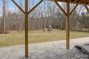 127 Walt Dr, Hendersonville, NC 28792 - Photo 26