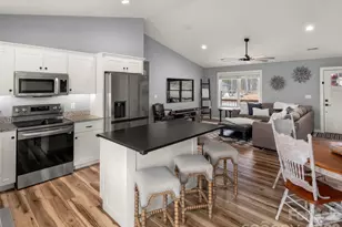 127 Walt Dr, Hendersonville, NC 28792 - Photo 10