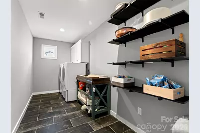 127 Walt Drive, Hendersonville, NC 28792 - Photo 32