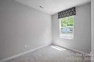 8040 Mulberry Gln Ln, Charlotte, NC 28215 - Photo 26