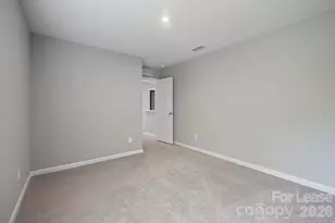 8040 Mulberry Gln Ln, Charlotte, NC 28215 - Photo 20