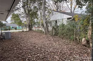 2518 Lasalle St, Charlotte, NC 28216 - Photo 8