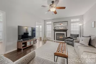 4123 Meadowview Hills Dr, Charlotte, NC 28269 - Photo 14