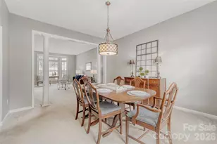 4123 Meadowview Hills Dr, Charlotte, NC 28269 - Photo 8