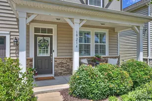 19214 Hawk Haven Ln, Charlotte, NC 28278 - Photo 1