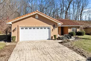 26 Ocaso Dr, Asheville, NC 28806 - Photo 2