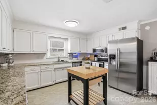 3228 Springfield Dr, Lincolnton, NC 28092 - Photo 16