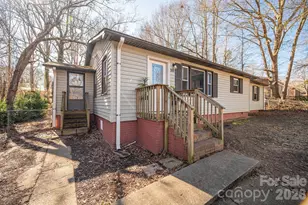 389 Carson Dr, Gastonia, NC 28052 - Photo 2
