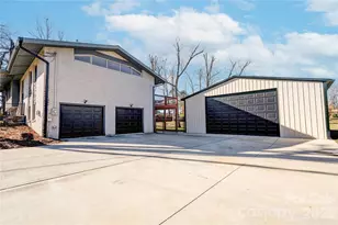 241 Howington St, Shelby, NC 28152 - Photo 4