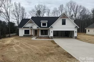 1113 Heather Oak Ln, Oakboro, NC 28129 - Photo 1