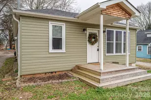 1063 W Hwy 150 Hwy, Lincolnton, NC 28092 - Photo 2