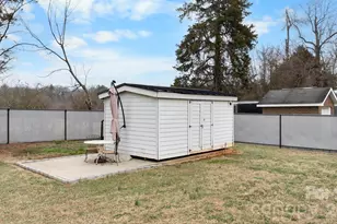 95 Chesterfield Dr, Taylorsville, NC 28681 - Photo 30