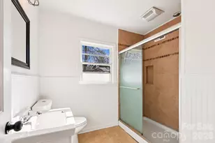 801 Fugate Ave, Charlotte, NC 28205 - Photo 26