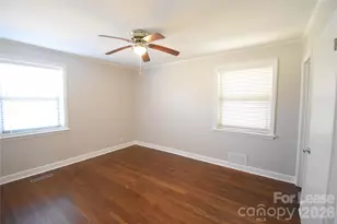 4201 University Dr, Charlotte, NC 28209 - Photo 12